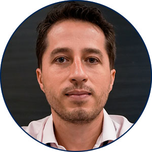 Dr. Bruno Passos